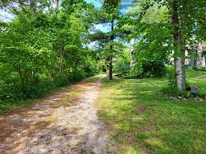 11419 Bathurst Street Property Photo 6