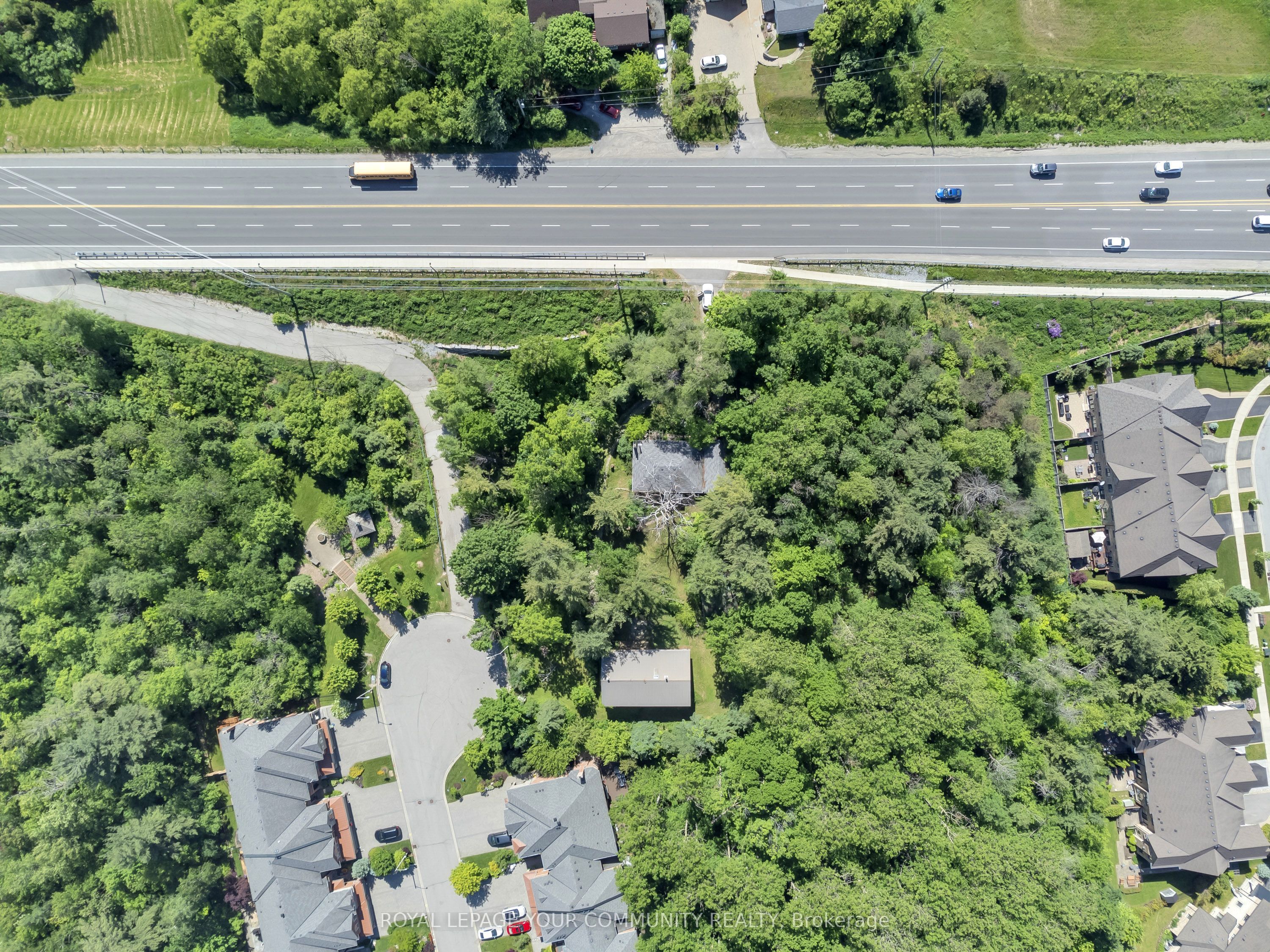 11419 Bathurst Street Property Photo 26