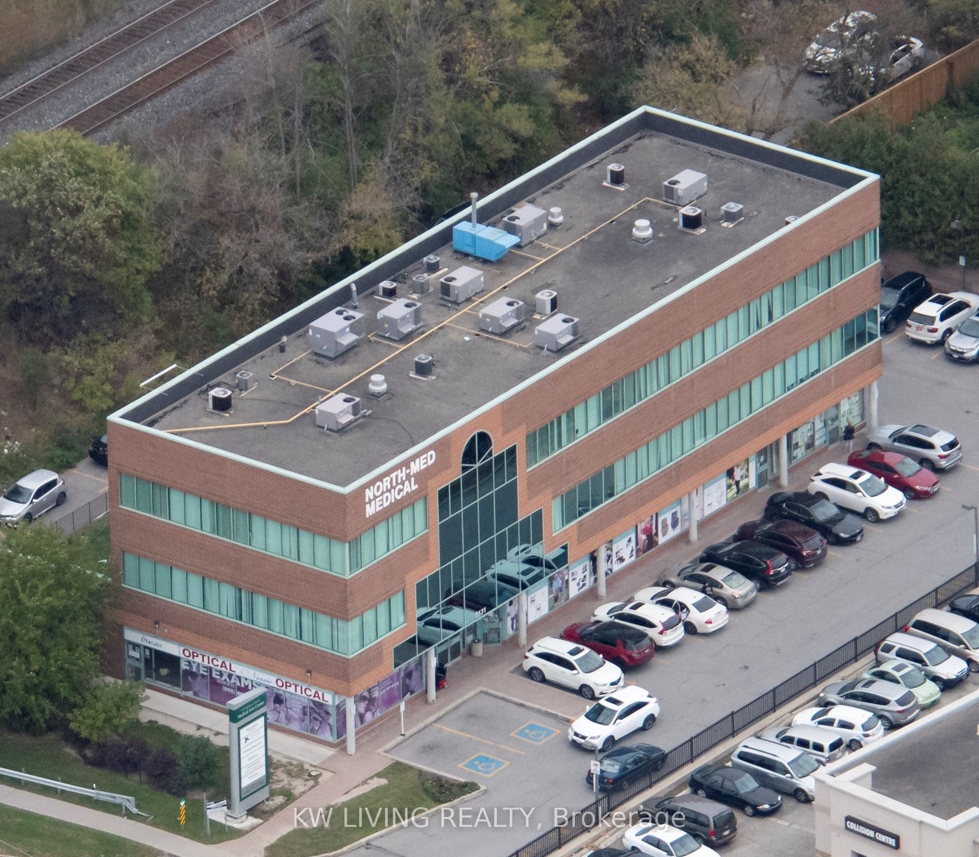 #LL3 - 7131 Bathurst Street Property Photo 1
