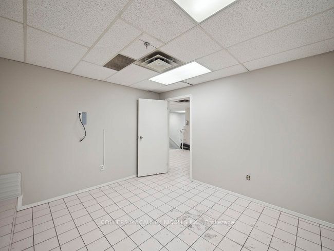 #12&13 - 270 Pennsylvania Avenue Property Photo 15