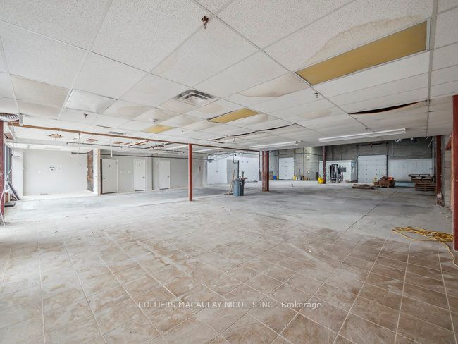 #12&13 - 270 Pennsylvania Avenue Property Photo 19