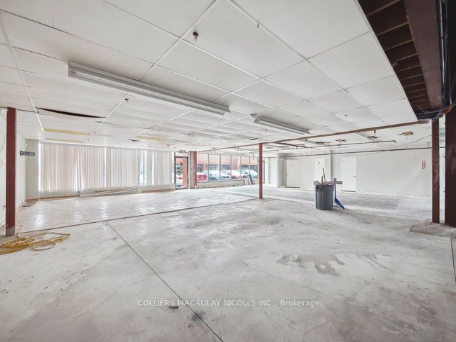 #12&13 - 270 Pennsylvania Avenue Property Photo 24