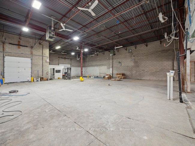 #12&13 - 270 Pennsylvania Avenue Property Photo 28