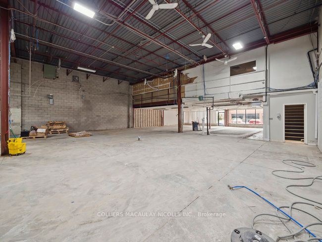 #12&13 - 270 Pennsylvania Avenue Property Photo 32