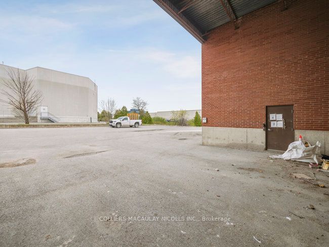 #12&13 - 270 Pennsylvania Avenue Property Photo 41