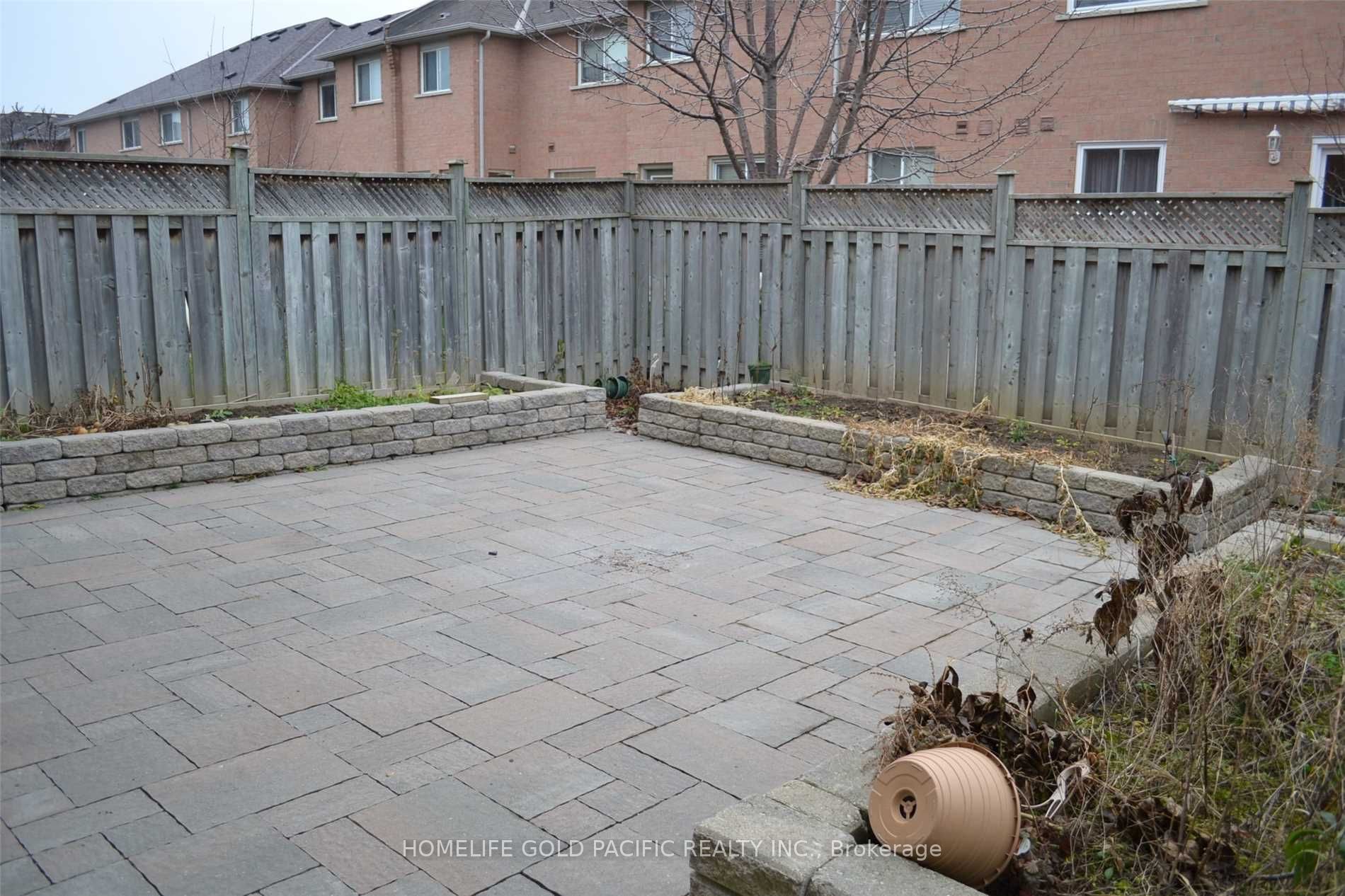 27 Moresby St Property Photo 9