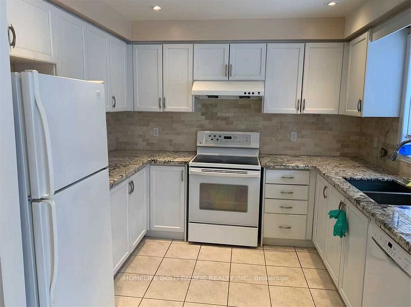 27 Moresby St Property Photo 13