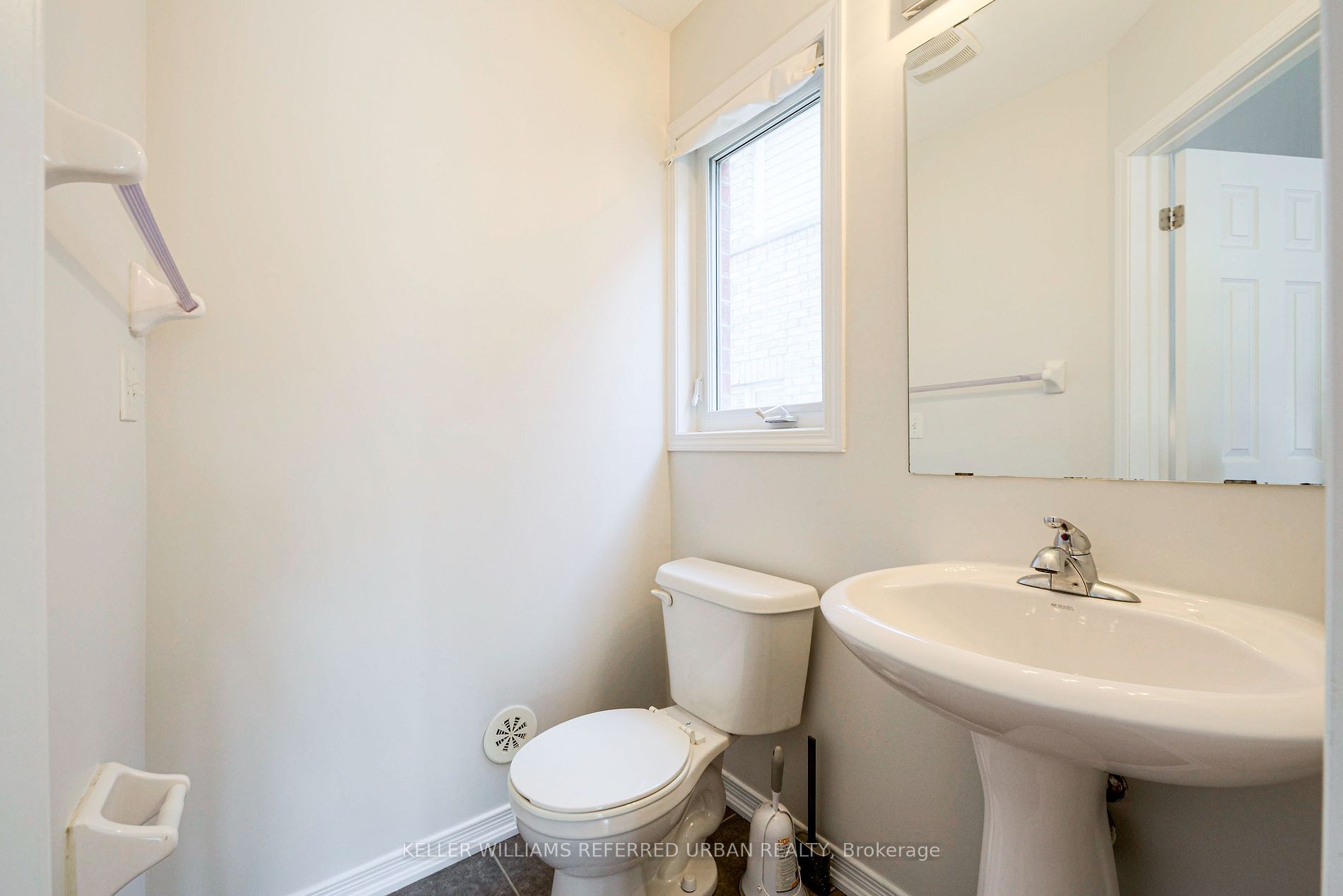 81 Chokecherry Cres Property Photo 4