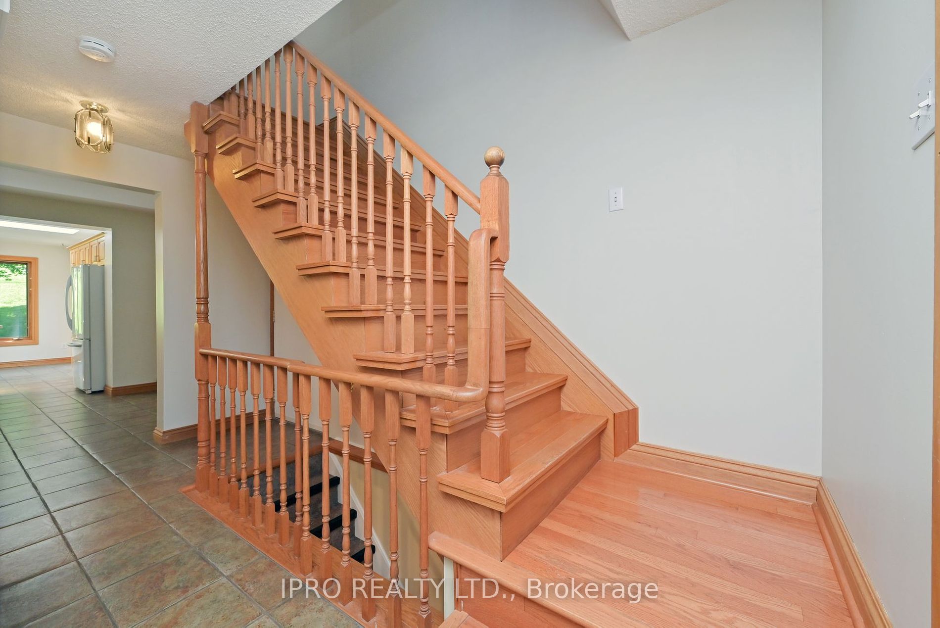 9 Baxter Ave Property Photo 3