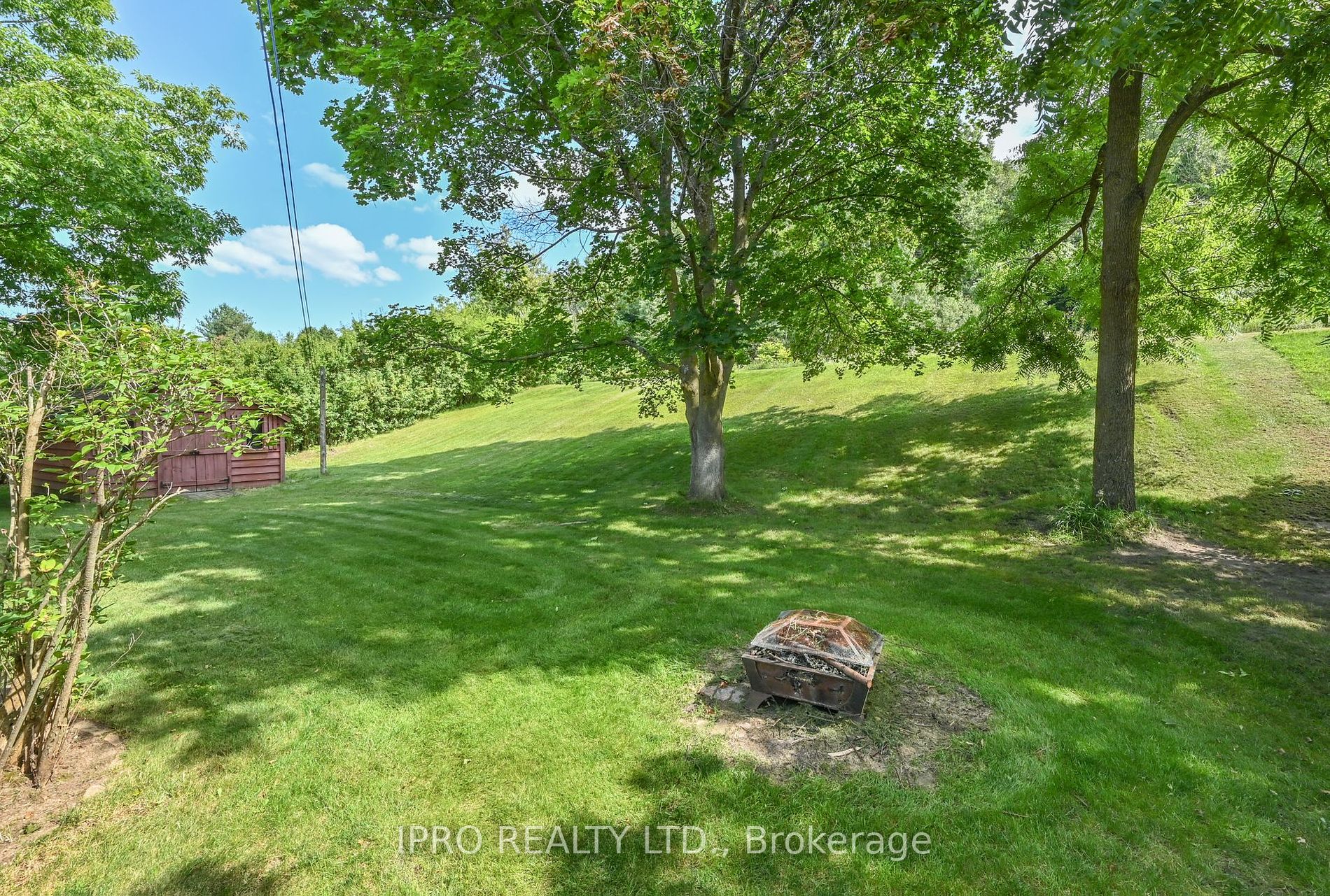 9 Baxter Ave Property Photo 17