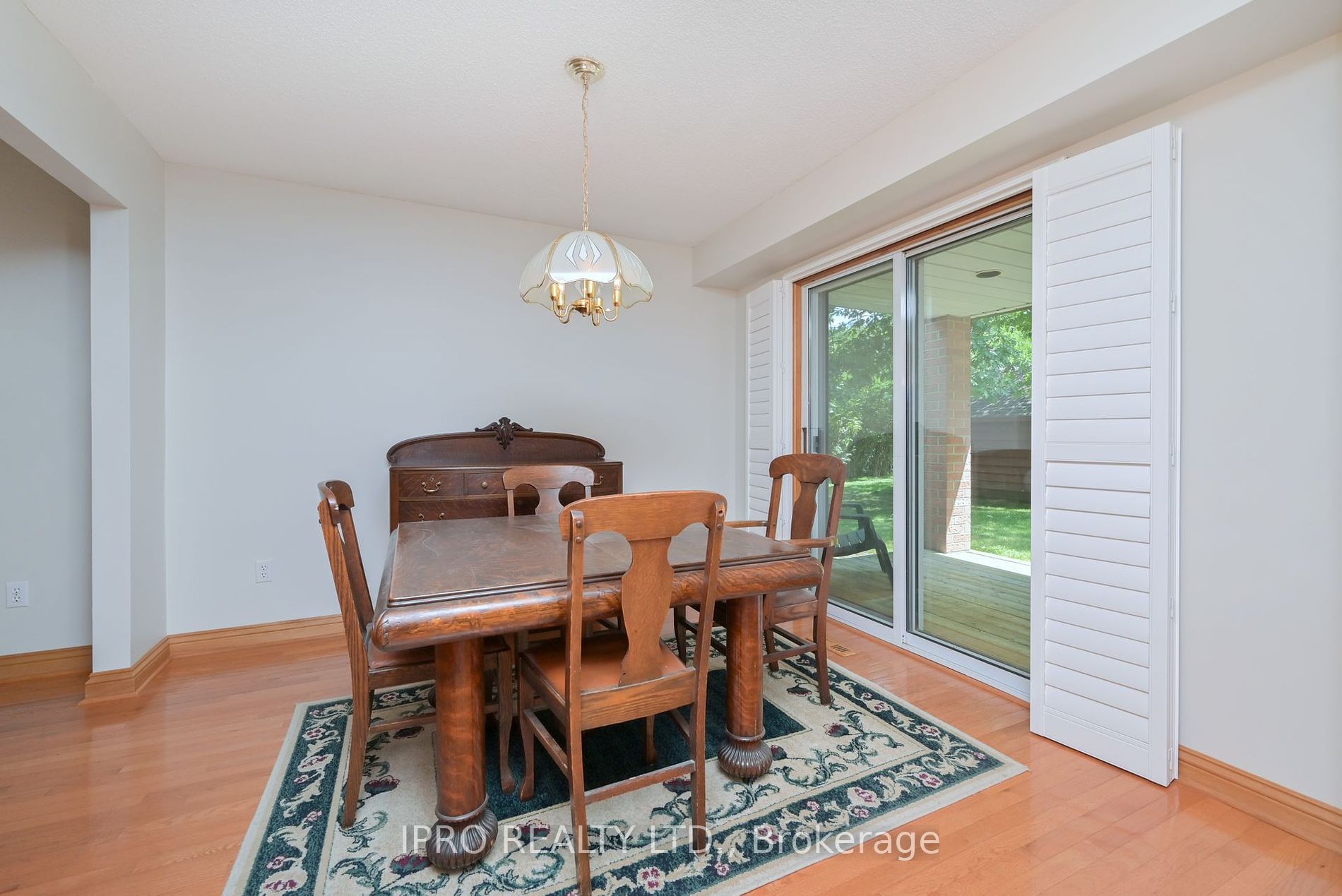 9 Baxter Ave Property Photo 30