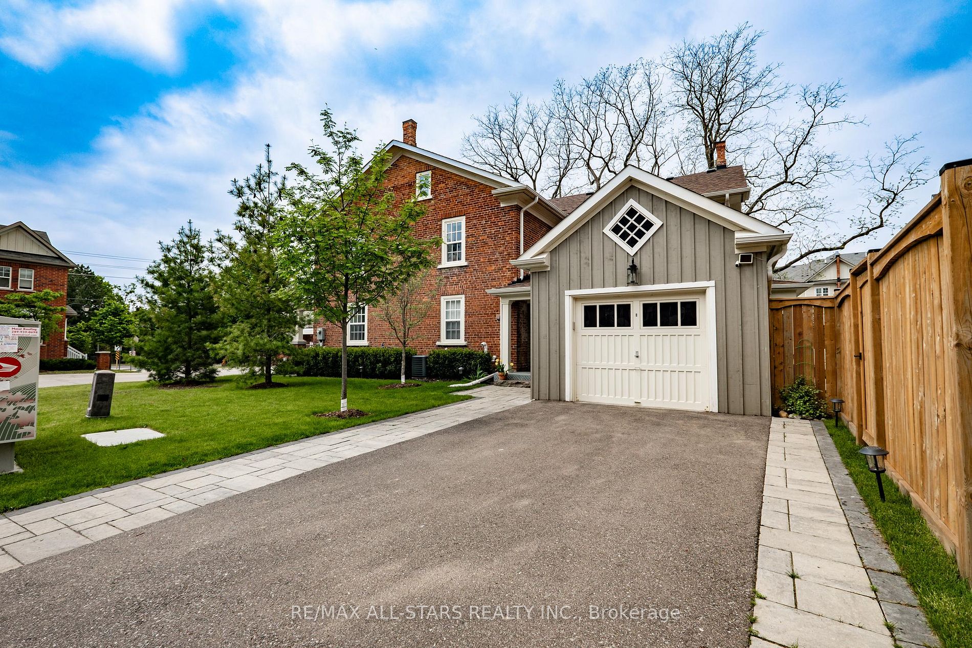 91 Roy Grove Way Property Photo
