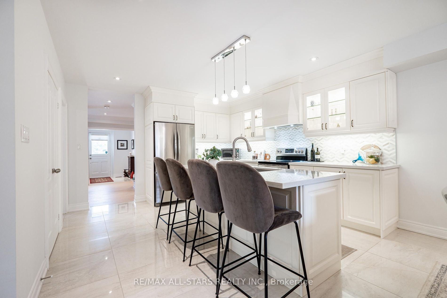 91 Roy Grove Way Property Photo 3