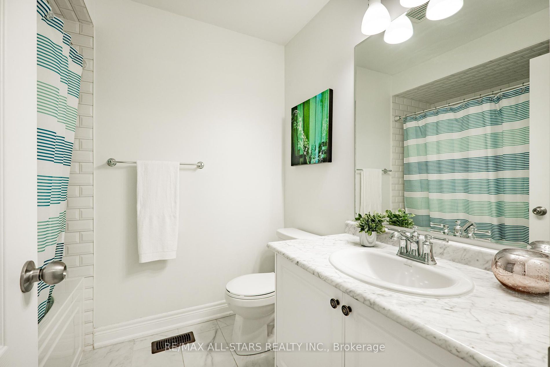 91 Roy Grove Way Property Photo 19