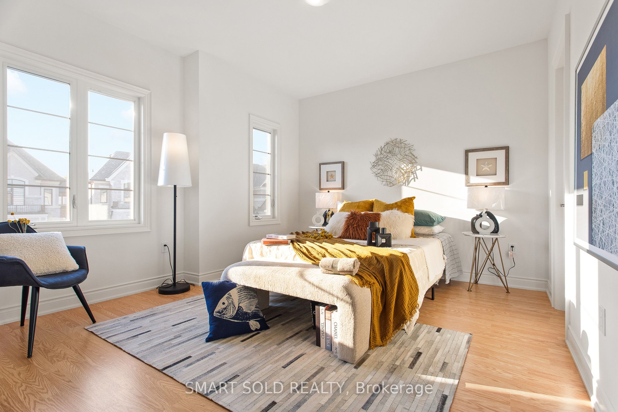 73 Current Drive Property Photo 18