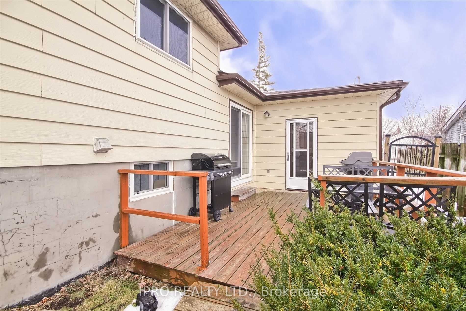 276 Cedarholme Ave Property Photo 30