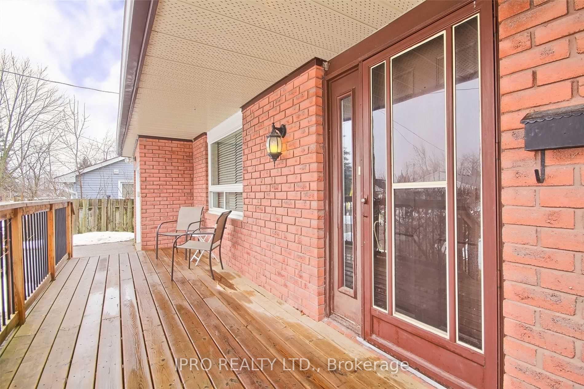 276 Cedarholme Ave Property Photo 32