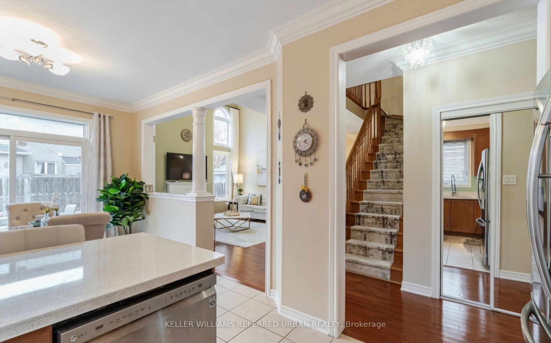 4 Hawkweed Manr Property Photo 9