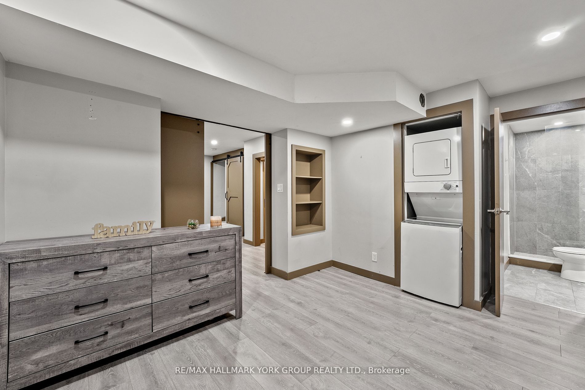 64 Ferris Lane Property Photo 27