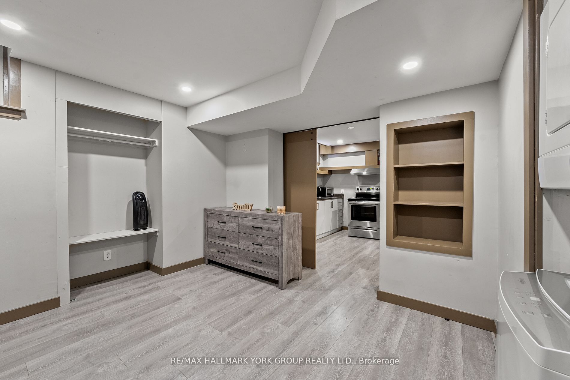 64 Ferris Lane Property Photo 29