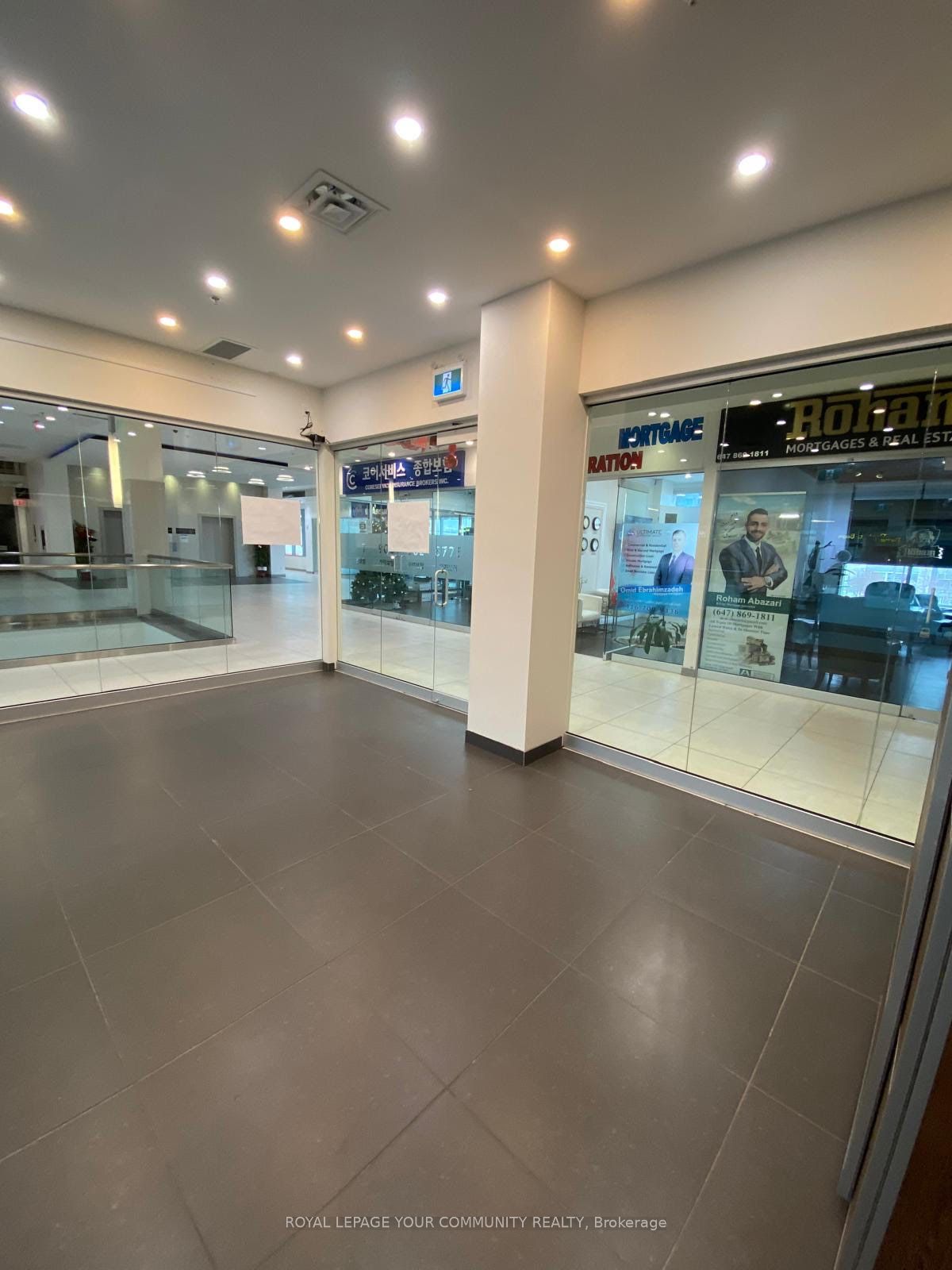 #280 - 7181 Yonge Street Property Photo 3