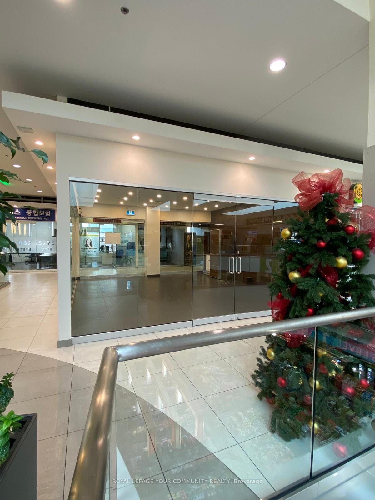 #280 - 7181 Yonge Street Property Photo 11