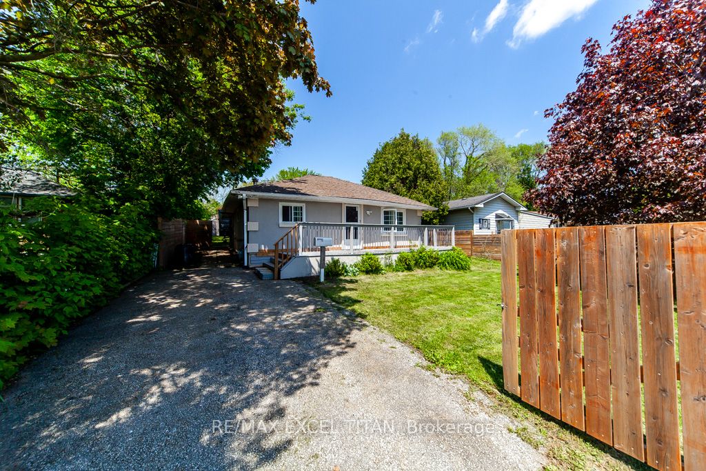 #a - 278 Pasadena Drive Property Photo 3