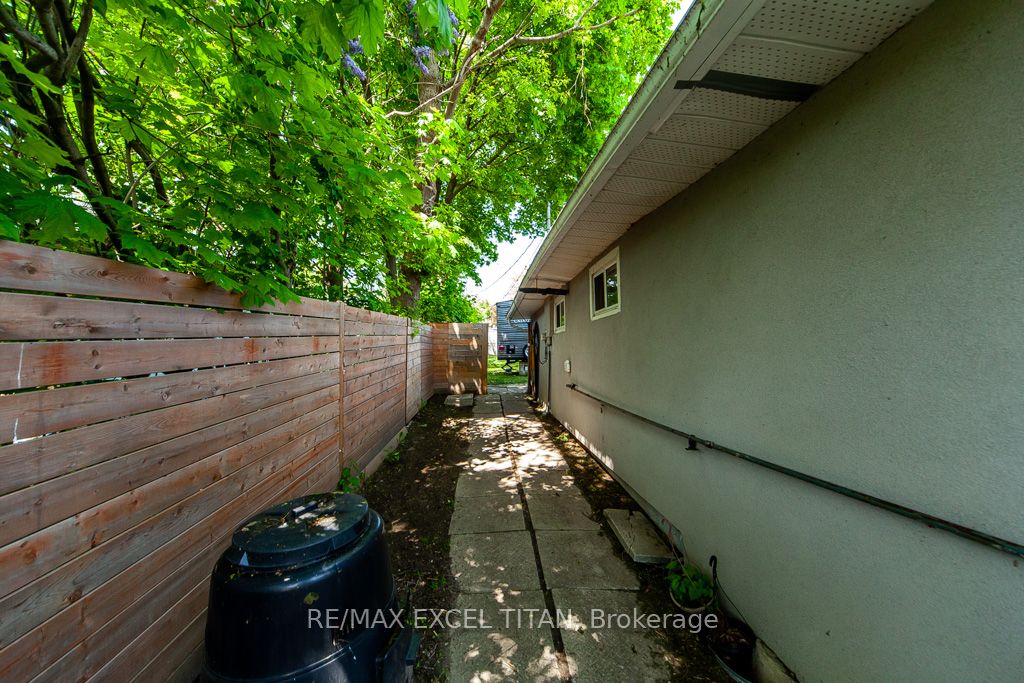 #a - 278 Pasadena Drive Property Photo 27
