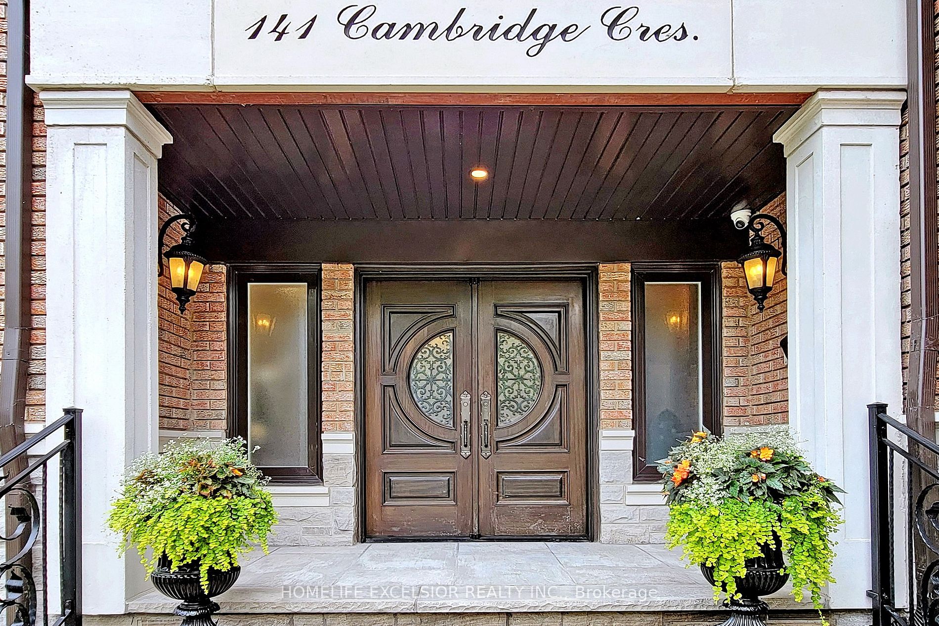 141 Cambridge Cres Property Photo 34