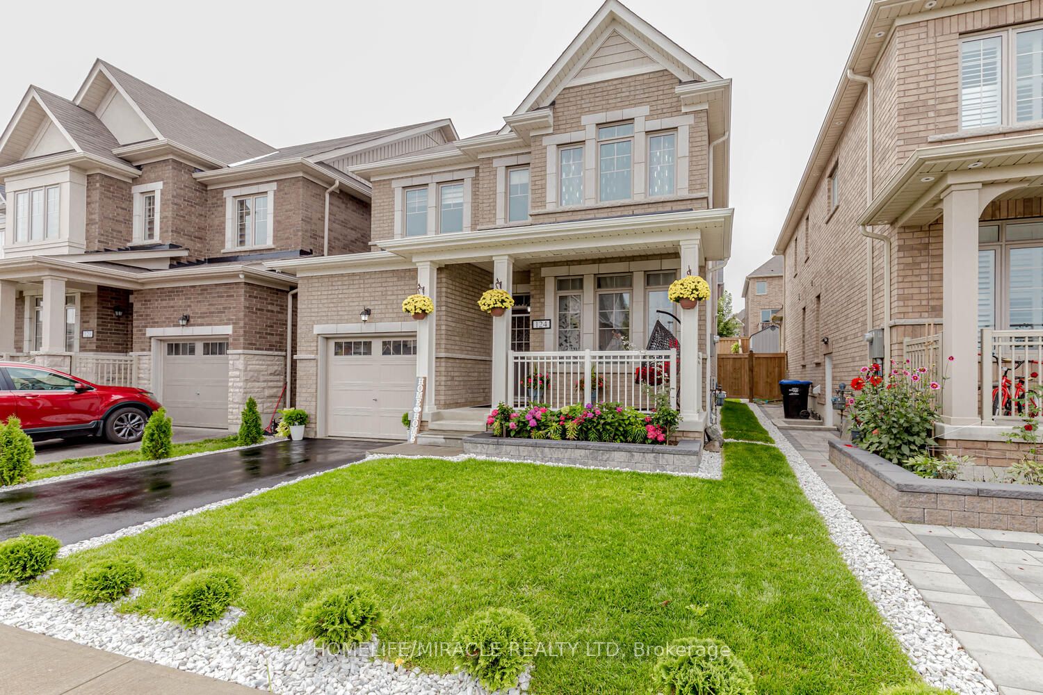 124 Casserley Cres Property Photo