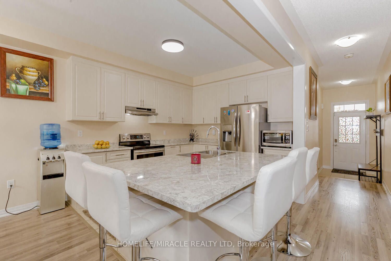 124 Casserley Cres Property Photo 4