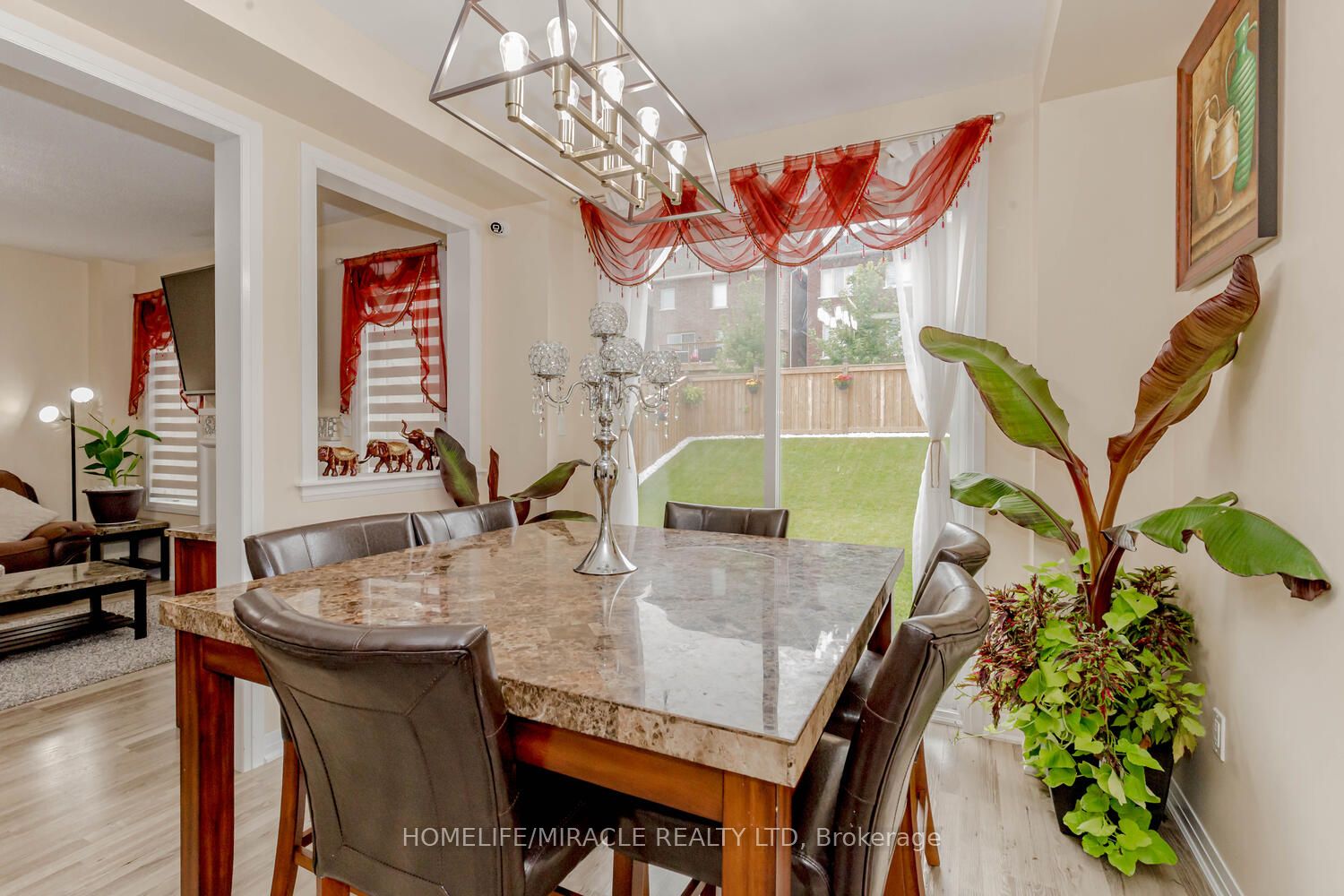 124 Casserley Cres Property Photo 7