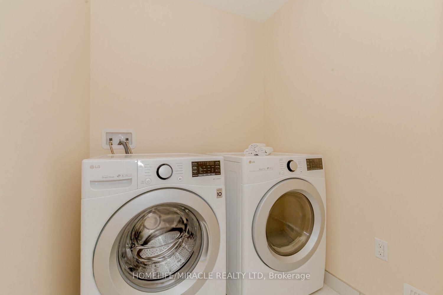 124 Casserley Cres Property Photo 17