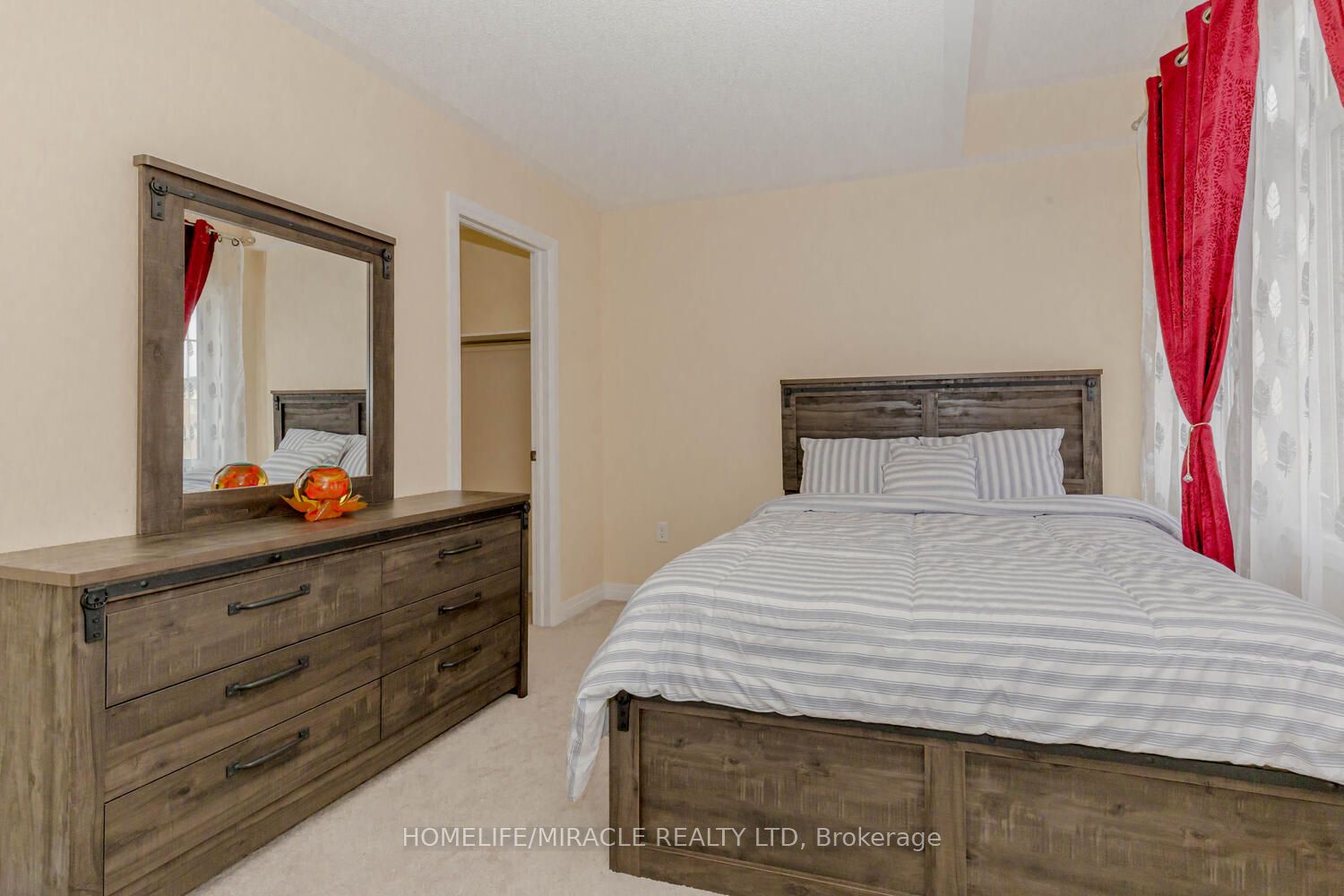 124 Casserley Cres Property Photo 22