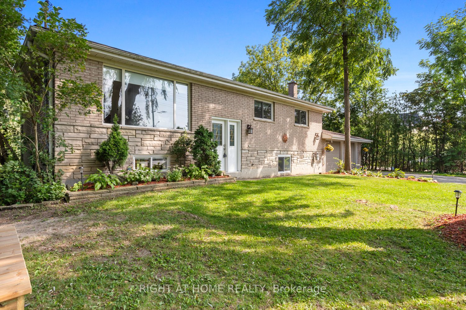 5298 Bethesda Rd Property Photo 12