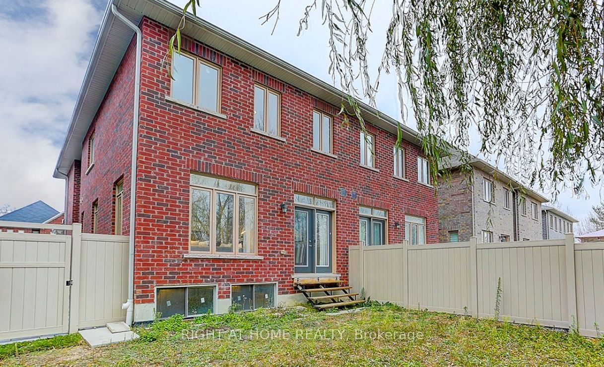 41 Portage Ave Property Photo 1