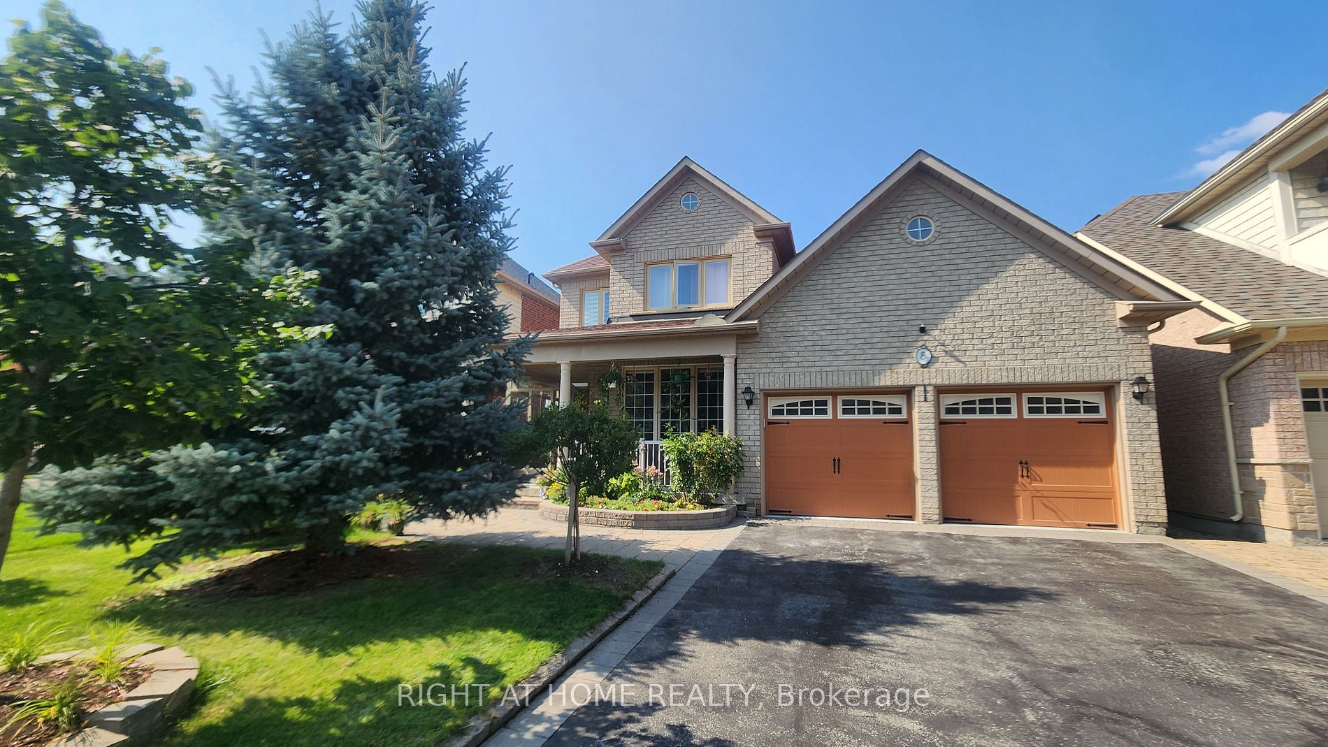 8 Cider Cres Property Photo 1