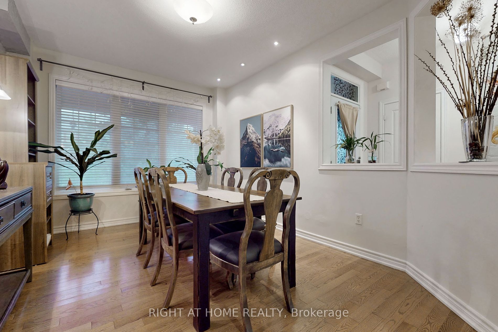 8 Cider Cres Property Photo 6