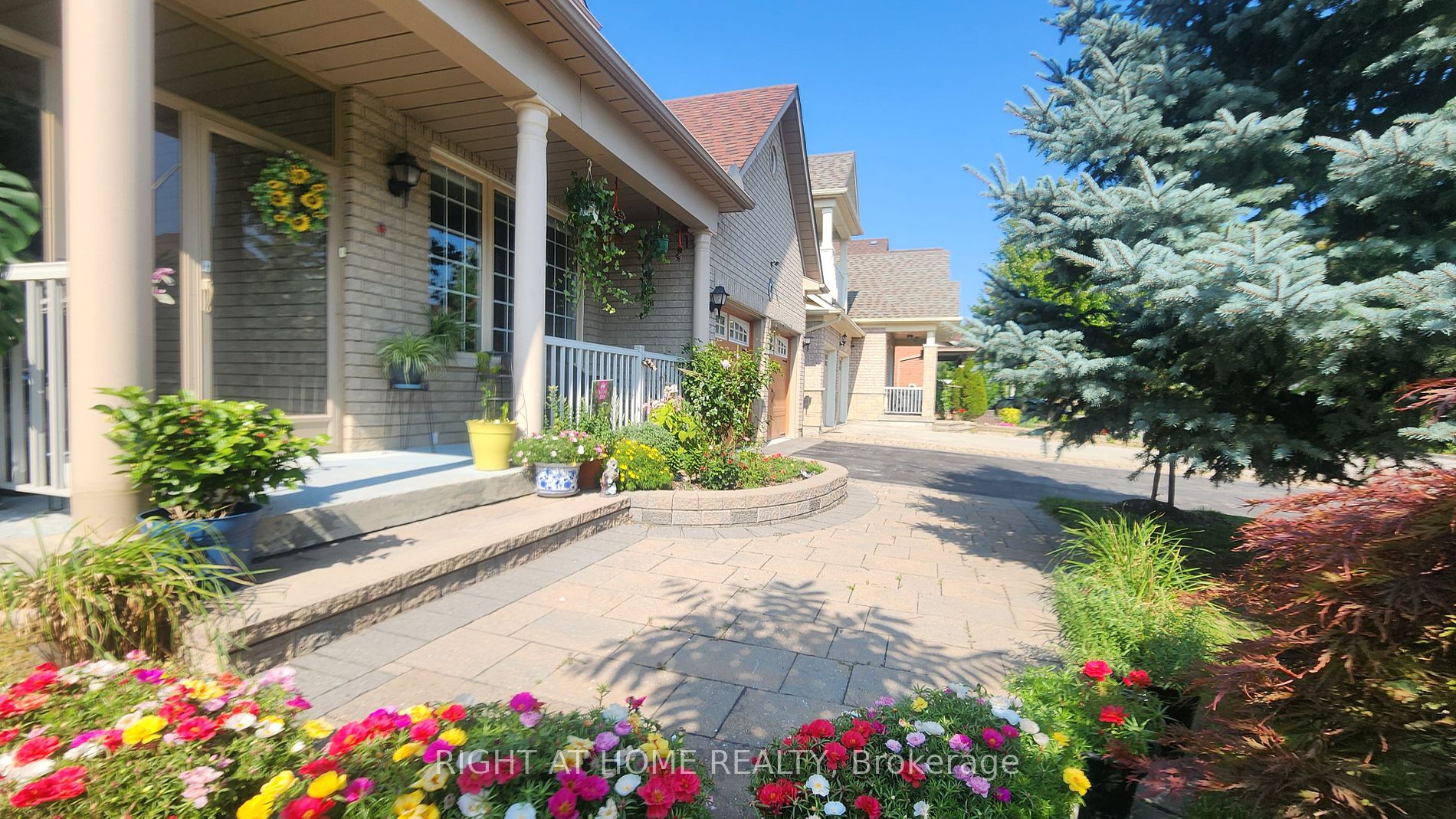 8 Cider Cres Property Photo 23
