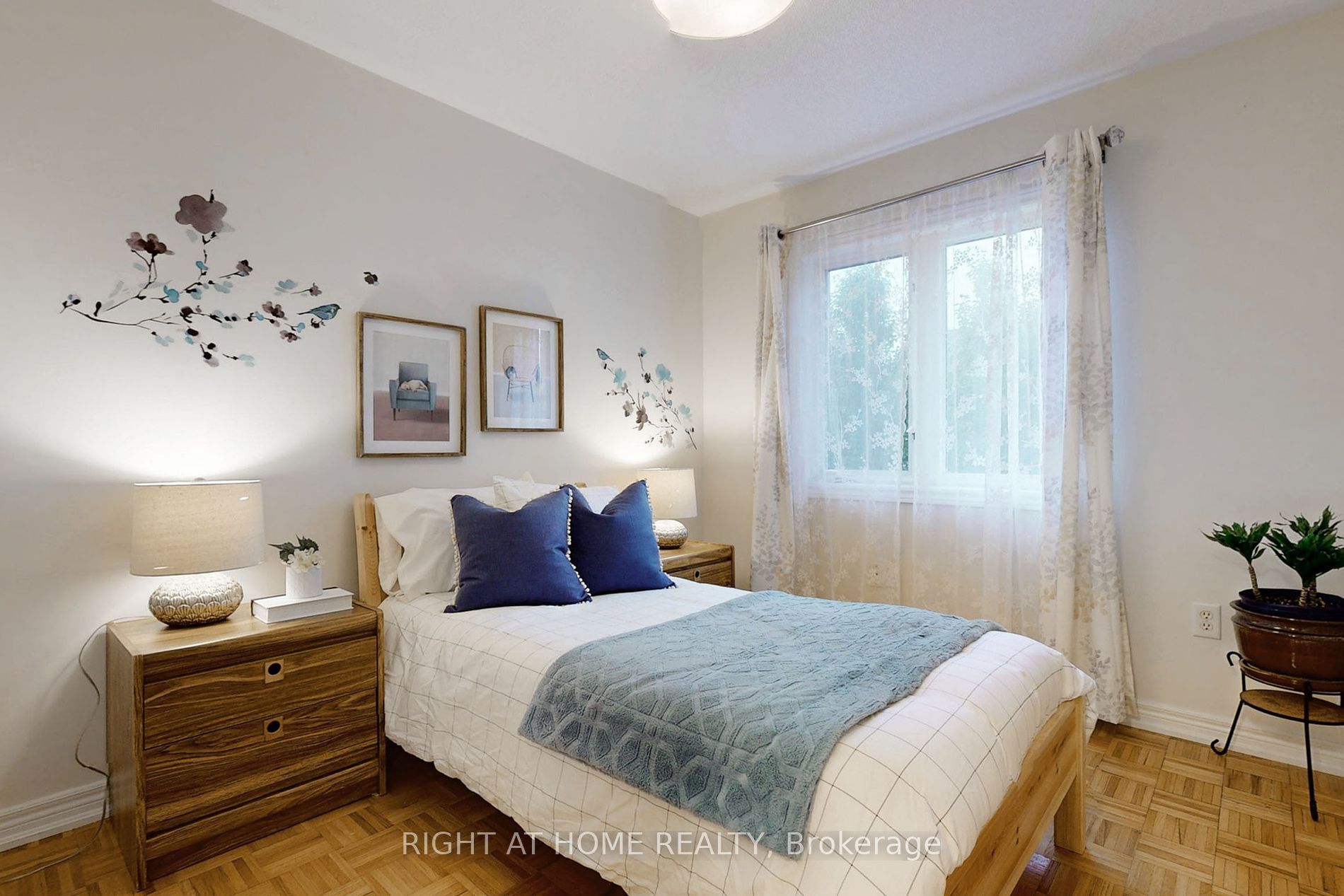 8 Cider Cres Property Photo 24