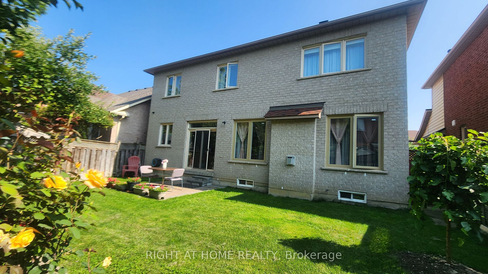 8 Cider Cres Property Photo 33
