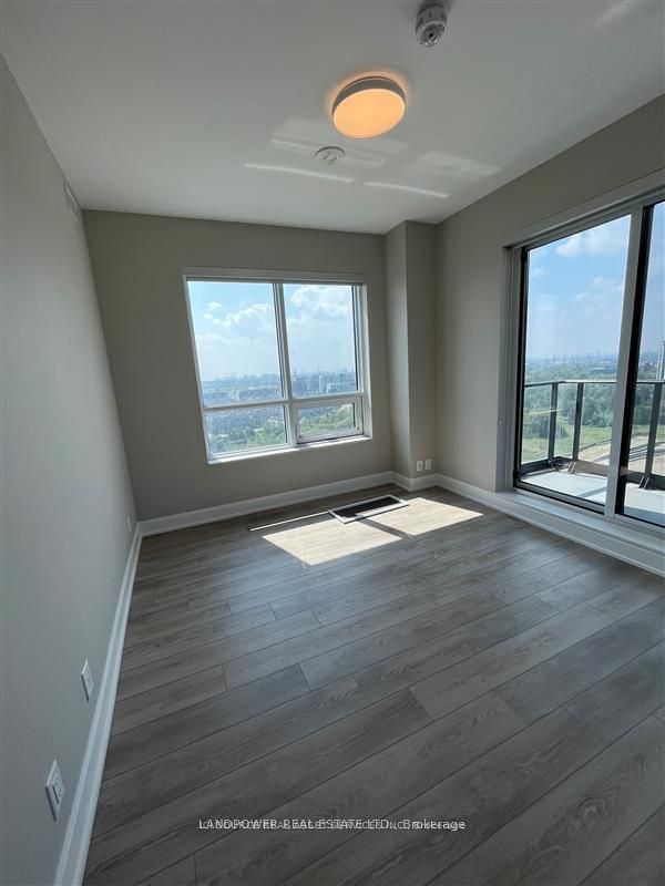 8 Water Walk Dr 23 Property Photo 3