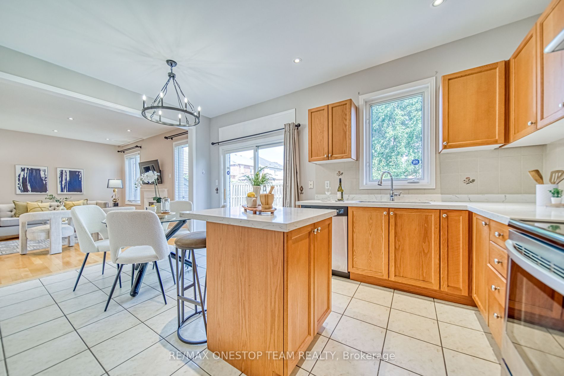 9 Beckstead St Property Photo 4