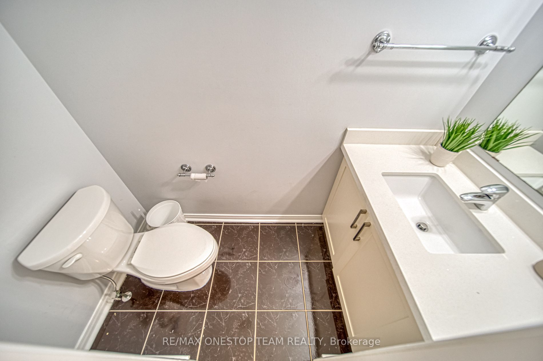 9 Beckstead St Property Photo 9