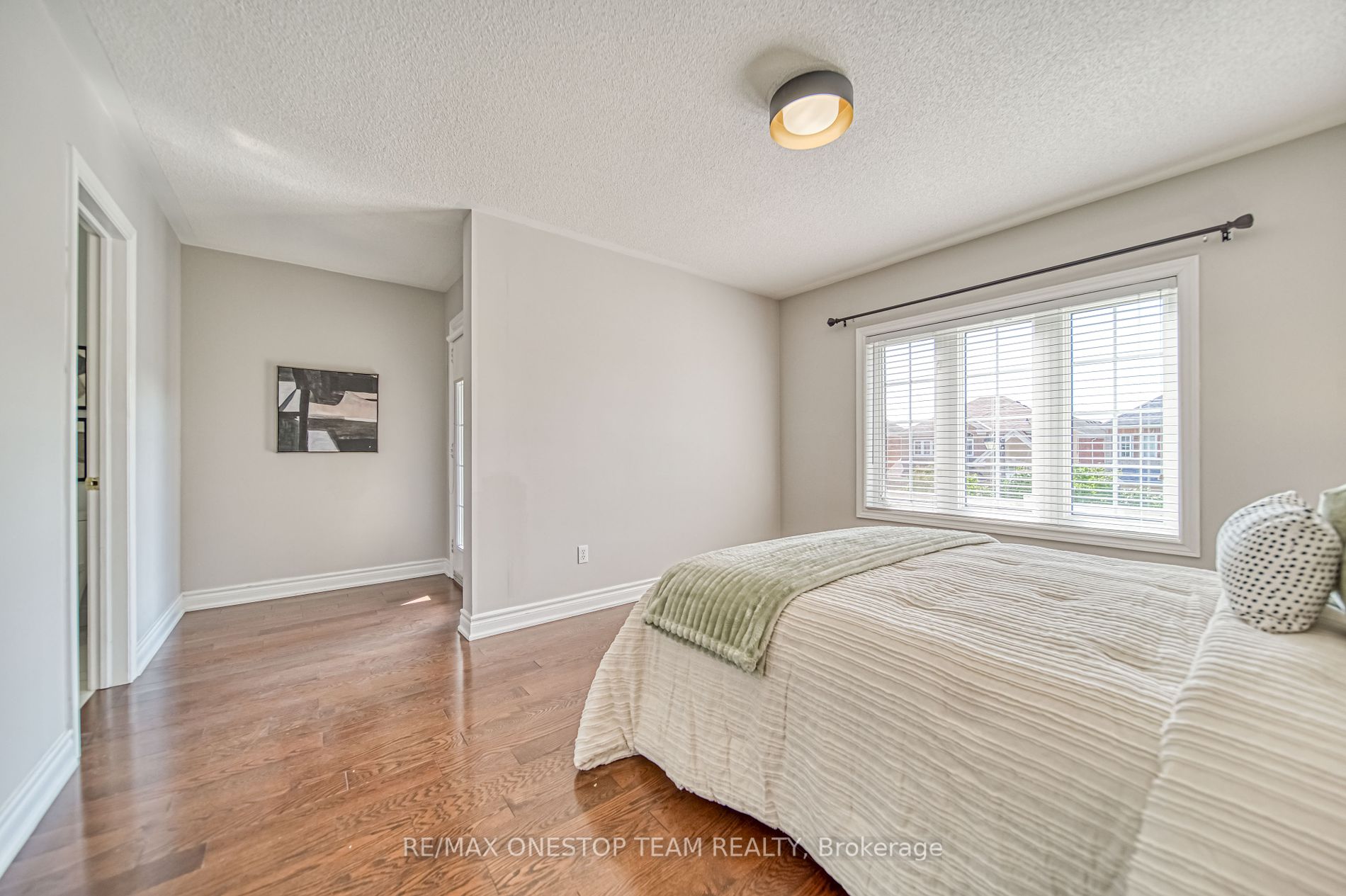 9 Beckstead St Property Photo 19