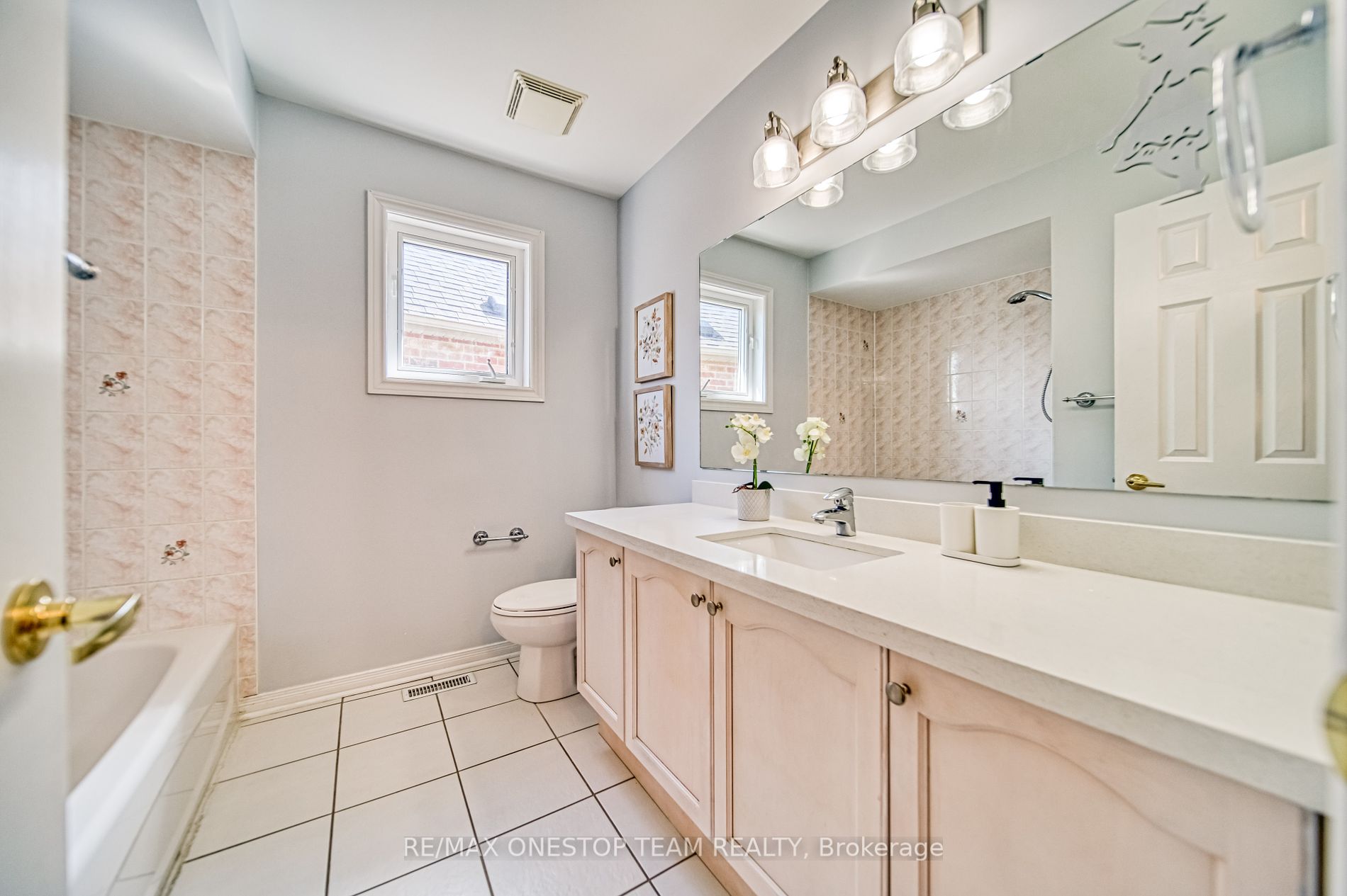 9 Beckstead St Property Photo 25