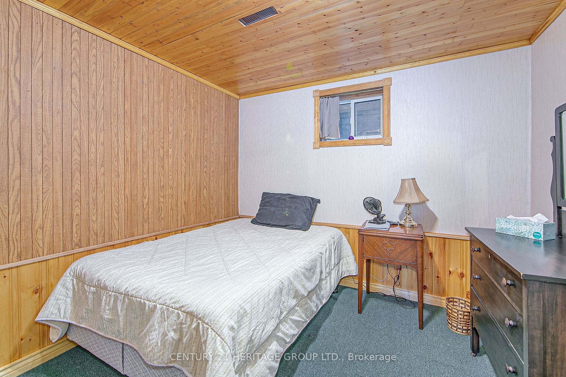 484 Maplegrove Ave Property Photo 10