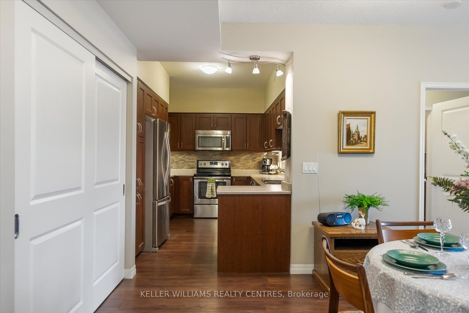 400 William Graham Dr 0 Property Photo 15