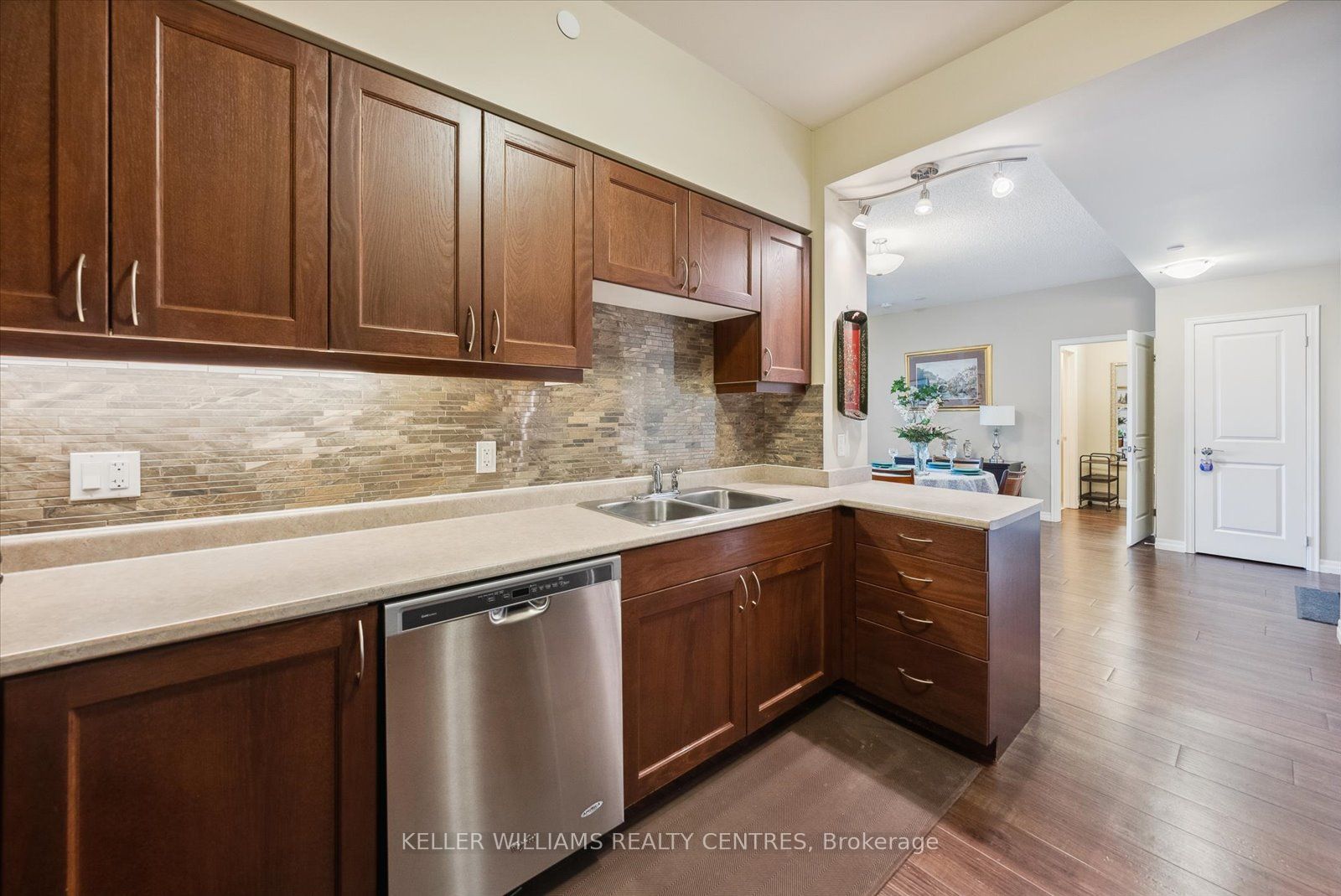 400 William Graham Dr 0 Property Photo 18
