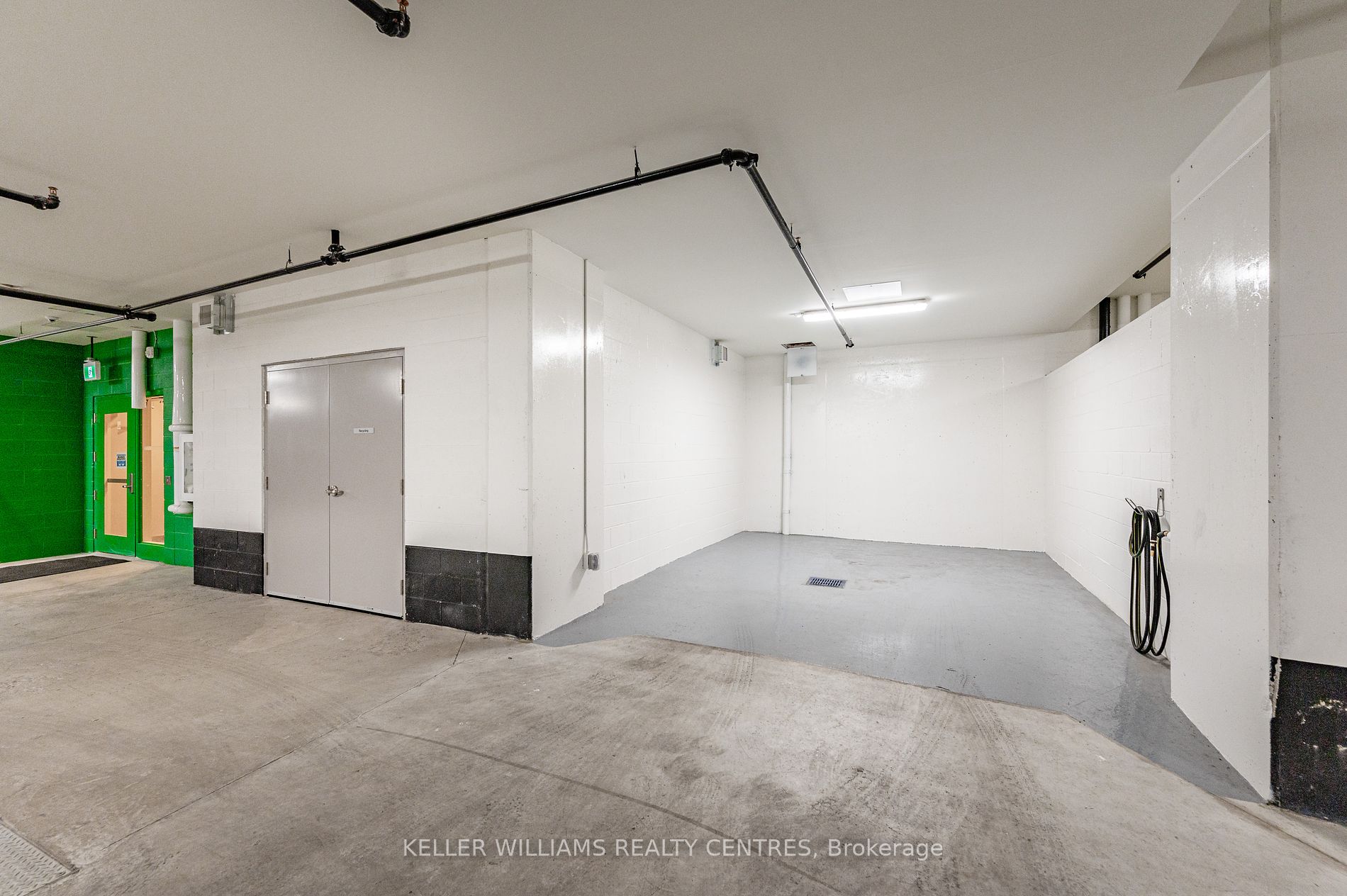 400 William Graham Dr 0 Property Photo 37
